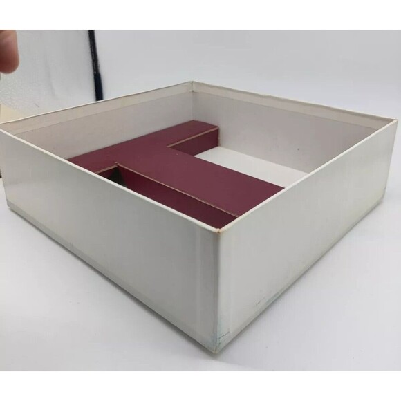 Vintage 1981 Trivial Pursuit Replacement BOX ONLY EMPTY BOX MasterGame Genus Ed. - Picture 9 of 11